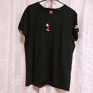 ディズニー(Disney)の胸刺繍ミッキーＴシャツ👕大きいサイズ(Tシャツ(半袖/袖なし))