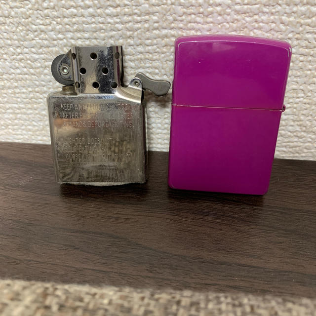 ZIPPO(ジッポー)のZIPPO zippo  ライター　ジュン　紫　パープル　車　クラシカル メンズのファッション小物(タバコグッズ)の商品写真