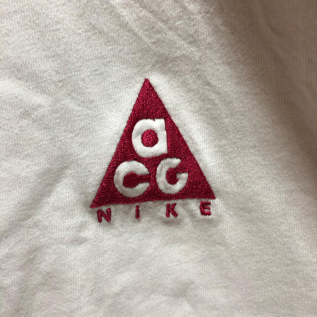 NIKE(ナイキ)の期間限定値下中　nike acg tシャツ L XL ホワイト 白 メンズのトップス(Tシャツ/カットソー(半袖/袖なし))の商品写真