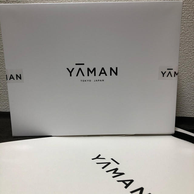 YA-MAN(ヤーマン)のヤーマン　メディリフト 美顔器 EP-14BB スマホ/家電/カメラの美容/健康(フェイスケア/美顔器)の商品写真