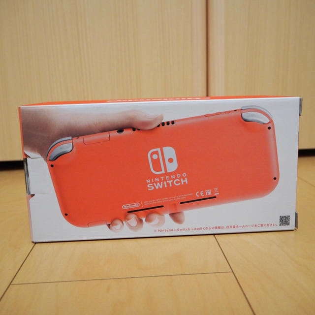 Nintendo Switch(ニンテンドースイッチ)のNintendo Switch Lite スイッチ ライト コーラル エンタメ/ホビーのゲームソフト/ゲーム機本体(携帯用ゲーム機本体)の商品写真