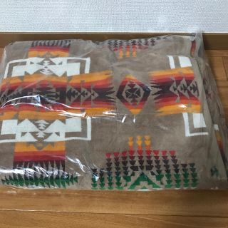 ペンドルトン(PENDLETON)のペンドルトン(PENDLETON)オーバーサイズ タオルブランケット 新品送料込(毛布)