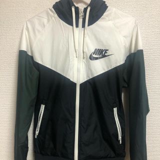 ナイキ(NIKE)のNIKE ウィンドブレーカー　ジャケット(ナイロンジャケット)