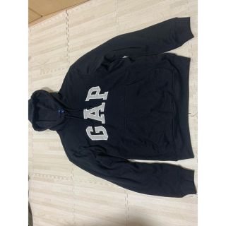 ギャップ(GAP)のGAP メンズ 黒パーカー まだまだ着れます(パーカー)