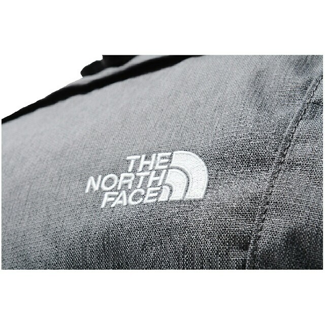 THE NORTH FACE(ザノースフェイス)のノースフェイス クラシックカンガ グレー メンズのバッグ(ウエストポーチ)の商品写真