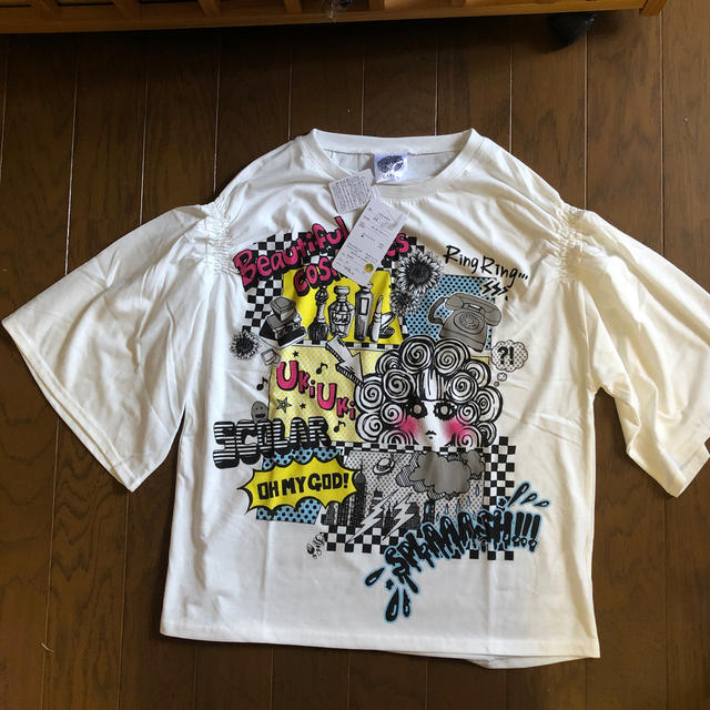 ScoLar(スカラー)の新品　スカラー　ScoLar  Tシャツ　トップス　カットソー レディースのトップス(Tシャツ(半袖/袖なし))の商品写真