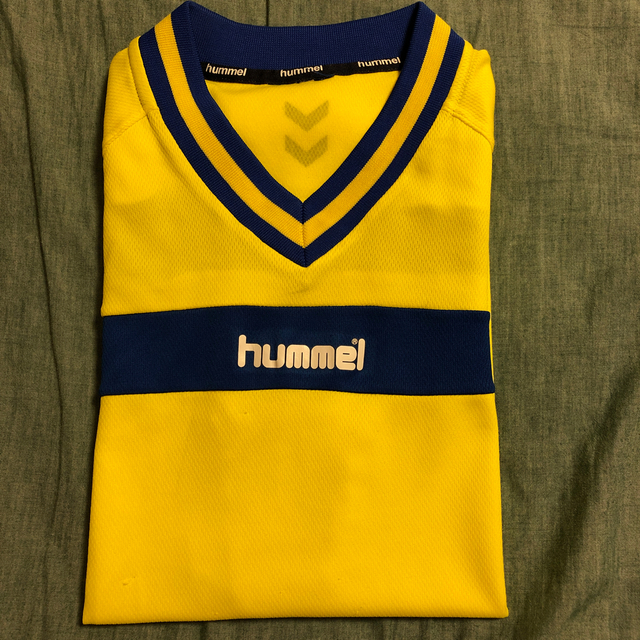 hummel(ヒュンメル)のhummel☆サッカーシャツ スポーツ/アウトドアのサッカー/フットサル(ウェア)の商品写真