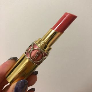 イヴサンローランボーテ(Yves Saint Laurent Beaute)のイヴ・サンローラン　ルージュ　ヴォリュプテシャイン　NO.15(口紅)