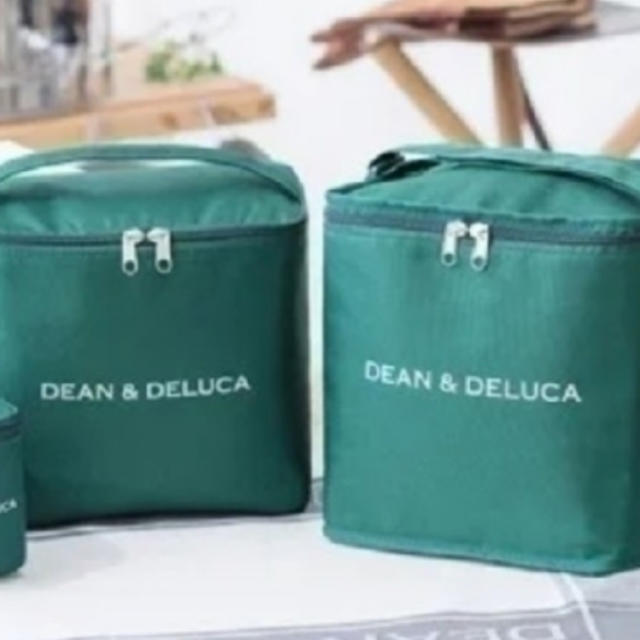 DEAN & DELUCA(ディーンアンドデルーカ)のプロフ必読さん‼️専用  DEAN&DELUCA 保冷バッグ インテリア/住まい/日用品のインテリア/住まい/日用品 その他(その他)の商品写真