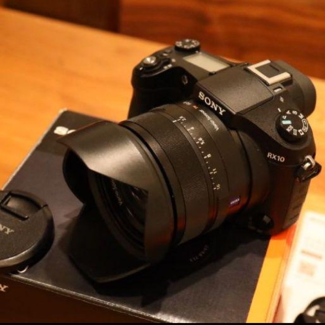 SONY(ソニー)のSONY DCS-RX10 Cyber-shot スマホ/家電/カメラのカメラ(コンパクトデジタルカメラ)の商品写真