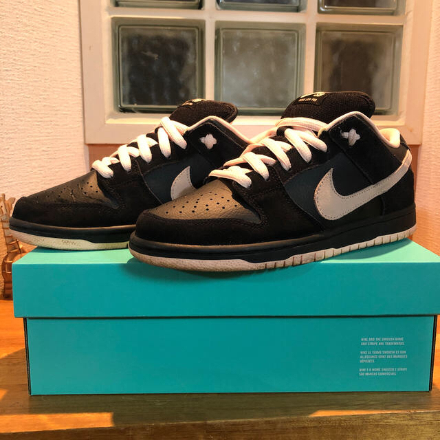 NIKE(ナイキ)のNIKE SB DUNK LOW PRO 26.5 ピンクデビル メンズの靴/シューズ(スニーカー)の商品写真