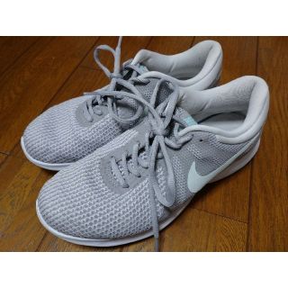 ナイキ(NIKE)のNIKE REVOLUTION4（25.0cm）グレー(スニーカー)