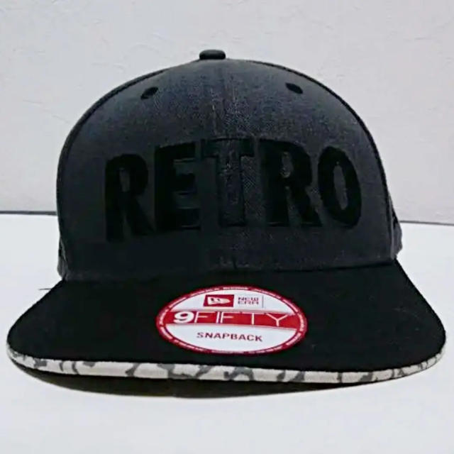 ＮＥＷＥＲＡ×ＲＥＴＲＯ ＳＮＥＡＫＴＩＰ IIIブラック刺繍キャップ新品フリー