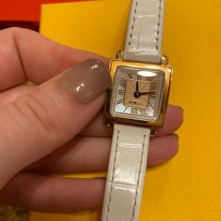 即日出荷 FENDI ステンレスLウォッチ- クアドロミニ レディース 腕時計