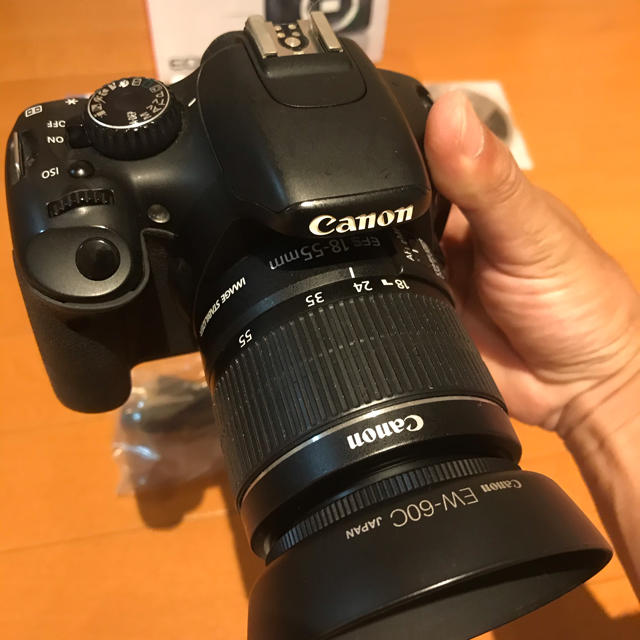 Canon EOS kiss x4 レンズ付きです。 2