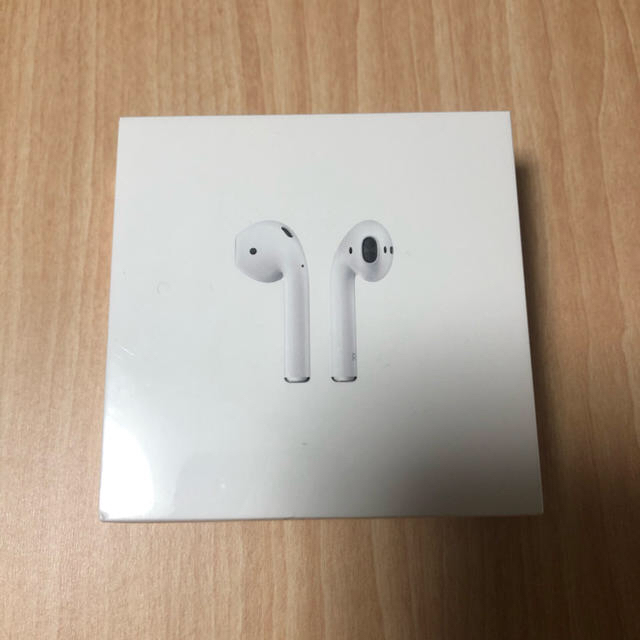 オーディオ機器第2世代 Airpods with Charging Case MV7N2J/A