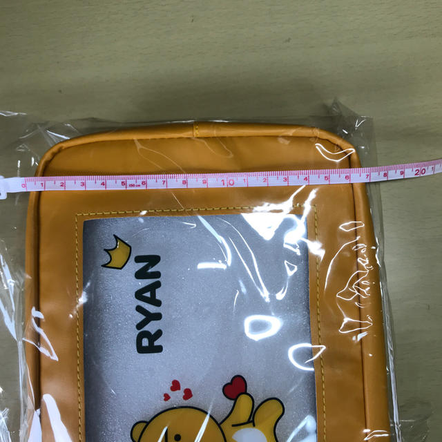 カカオフレンズ　ポーチ　ライアン エンタメ/ホビーのおもちゃ/ぬいぐるみ(キャラクターグッズ)の商品写真