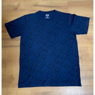 ユニクロ(UNIQLO)のユニクロ✖️カウズ Ｔシャツ メンズ(M)(Tシャツ/カットソー(半袖/袖なし))