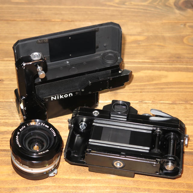 Nikon(ニコン)のNIKON F アイレベル+モードラF-36 スマホ/家電/カメラのカメラ(フィルムカメラ)の商品写真