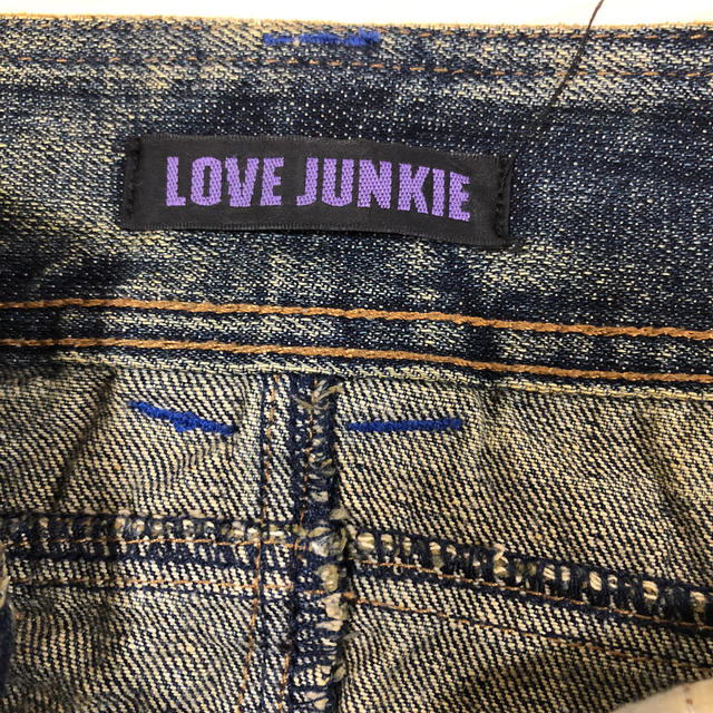 LOVE JUNKIE(ラブジャンキー)のジーンズ ミニスカート LOVE JUNKIE Mサイズ レディースのスカート(ミニスカート)の商品写真