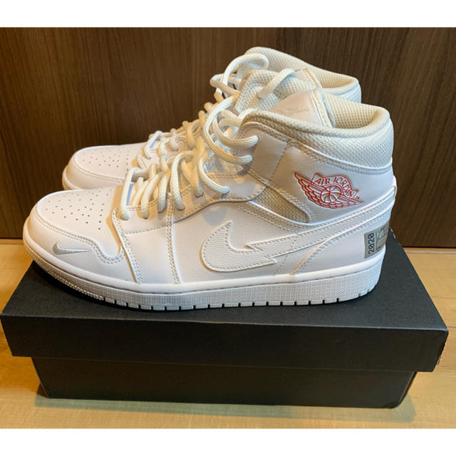 スニーカーnike air jordan 1 mid euro tour