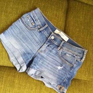 アバクロンビーアンドフィッチ(Abercrombie&Fitch)のAbercrombie　アバクロ　デニム　ショートパンツ(ショートパンツ)