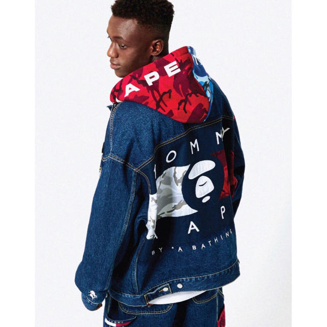 A BATHING APE(アベイシングエイプ)のAAPE X TOMMY JEANS DENIM TRUKER JACKET メンズのジャケット/アウター(Gジャン/デニムジャケット)の商品写真