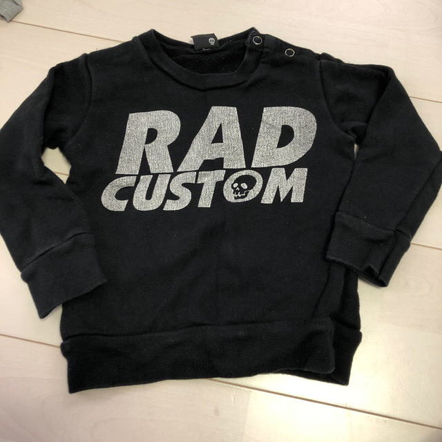 RAD CUSTOM(ラッドカスタム)のRAD CUSTOM トレーナー　90 記名あり キッズ/ベビー/マタニティのキッズ服男の子用(90cm~)(Tシャツ/カットソー)の商品写真