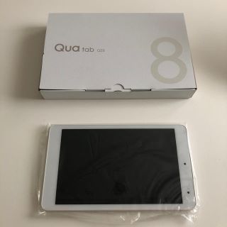 キョウセラ(京セラ)のQua tab QZ8 タブレットオフホワイト(タブレット)