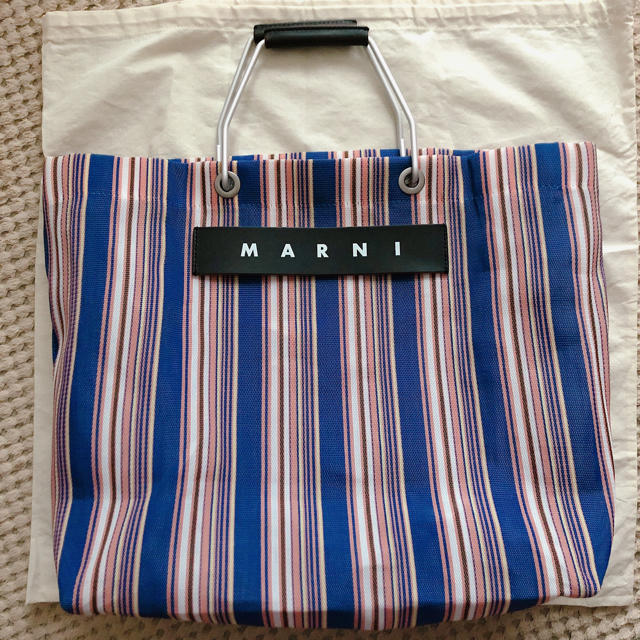 MARNI マルニフラワーバッグ 美品 保存袋&タグあり 最初の 9600円引き ...