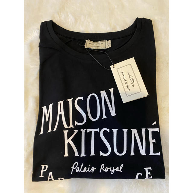 MAISON KITSUNE'(メゾンキツネ)のメゾンキツネパレロワイヤルロゴTシャツ　M ブラック レディースのトップス(Tシャツ(半袖/袖なし))の商品写真