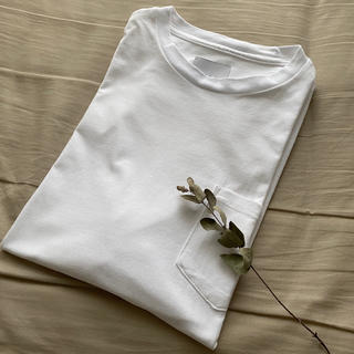 シセ(Sise)のロゴ刺繍入りTシャツ(Tシャツ/カットソー(半袖/袖なし))