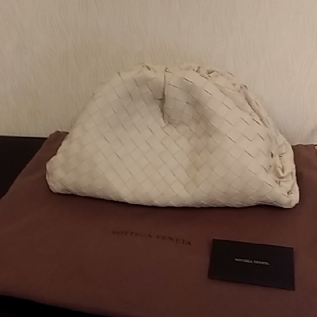 Bottega Veneta(ボッテガヴェネタ)の専用商品です。ボッテガ・ヴェネタ☆新品同様☆イントレチャートザ・ポーチ レディースのバッグ(クラッチバッグ)の商品写真