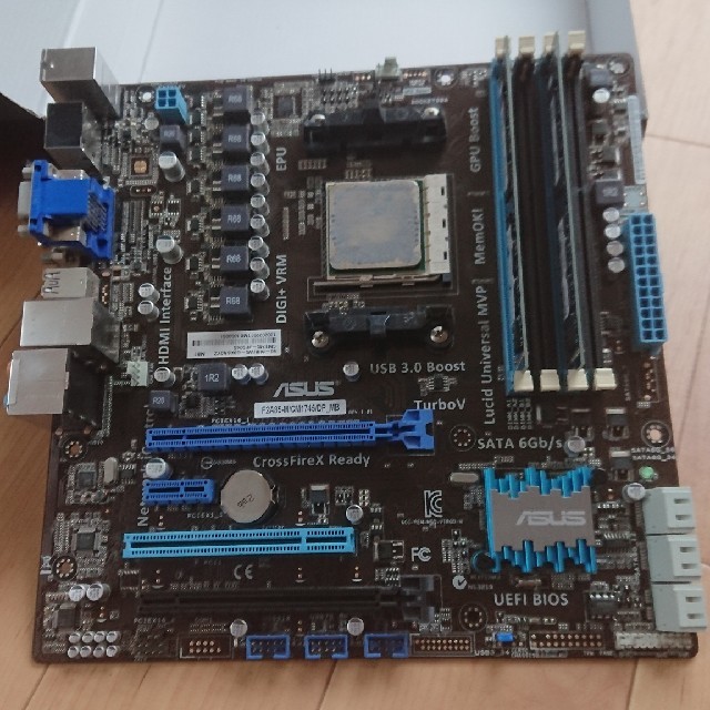 マザーボード (cpu,メモリ付) 品