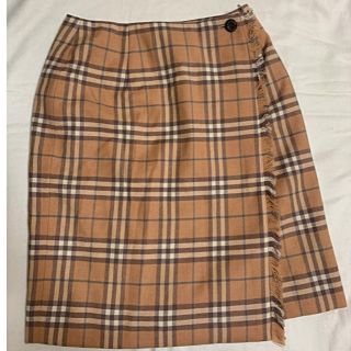 バーバリー(BURBERRY)のバーバリー　チェック柄　巻きスカート　未使用(ひざ丈スカート)