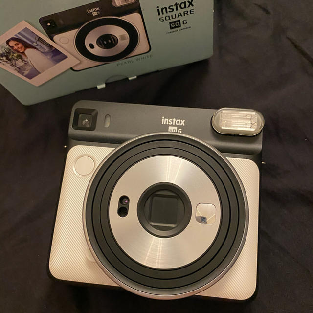 フィルムカメラinstax