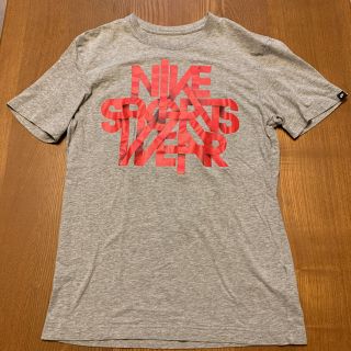 ナイキ(NIKE)のナイキ　スポーツウェアTシャツ　M(Tシャツ/カットソー(半袖/袖なし))