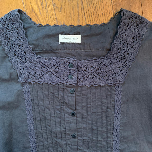 SM2(サマンサモスモス)のサマンサモスモス　ブラウス　黒 レディースのトップス(シャツ/ブラウス(半袖/袖なし))の商品写真