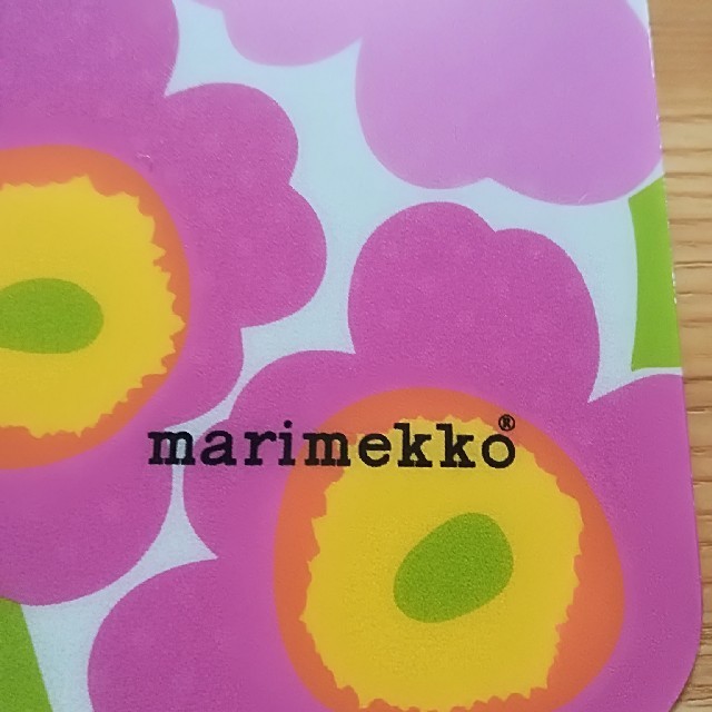 marimekko(マリメッコ)の❁ marimekko ❁ マリメッコ マウスパッド スマホ/家電/カメラのPC/タブレット(PC周辺機器)の商品写真