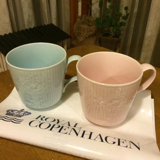 ロイヤルコペンハーゲン(ROYAL COPENHAGEN)のロイヤルコペンハーゲン ペアカップ♪(グラス/カップ)