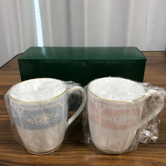 Noritake(ノリタケ)の[新品] ペア　マグカップ　ノリタケ インテリア/住まい/日用品のキッチン/食器(グラス/カップ)の商品写真