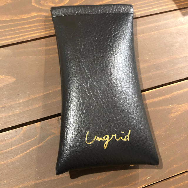 Ungrid(アングリッド)のお値下げ！Ungrid メタルフレーム 伊達メガネ レディースのファッション小物(サングラス/メガネ)の商品写真