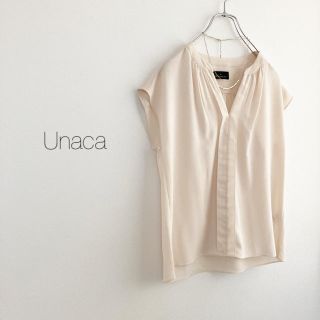 アナディス(d'un a' dix)の美品★アナカ★Vネックフレンチスリーブブラウス (シャツ/ブラウス(半袖/袖なし))