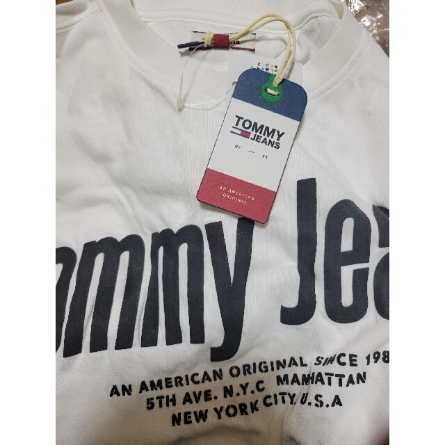 TOMMY HILFIGER(トミーヒルフィガー)の最終値下げ！TOMMY JEANS Tシャツ レディースのトップス(Tシャツ(半袖/袖なし))の商品写真