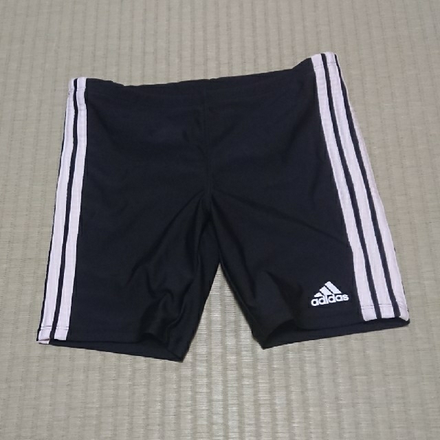 adidas(アディダス)のりずむさん専用ページ キッズ/ベビー/マタニティのキッズ服男の子用(90cm~)(水着)の商品写真