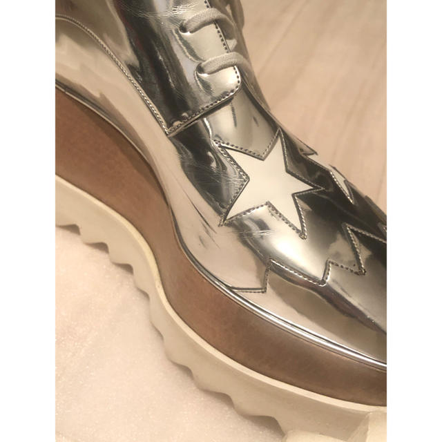 Stella McCartney(ステラマッカートニー)の定価11.6万円　ステラマッカートニー  エリス  38 スター　シルバー レディースの靴/シューズ(ローファー/革靴)の商品写真