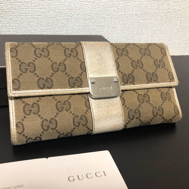 Gucci(グッチ)のGUCCI 長財布 レディースのファッション小物(財布)の商品写真