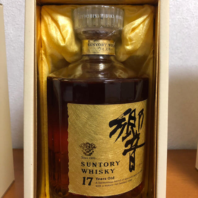 サントリー(サントリー)のサントリー　未開栓　響17年ゴールドラベル　3種類の3本セット 食品/飲料/酒の酒(ウイスキー)の商品写真