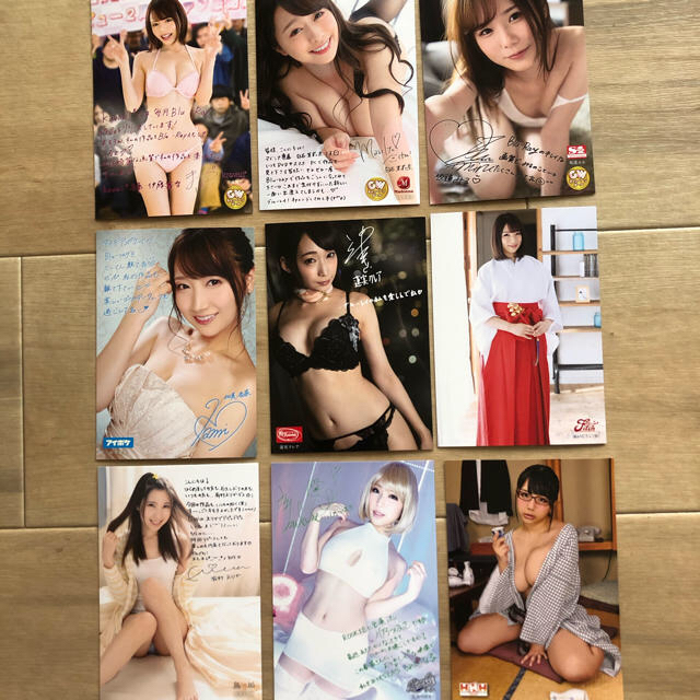 セクシー女優の写真カード　9種セット エンタメ/ホビーのタレントグッズ(アイドルグッズ)の商品写真