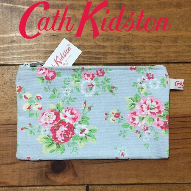 Cath Kidston(キャスキッドソン)の新品 UK製 キャスキッドソン コットンフラットパース スプレーフラワーブルー レディースのファッション小物(ポーチ)の商品写真